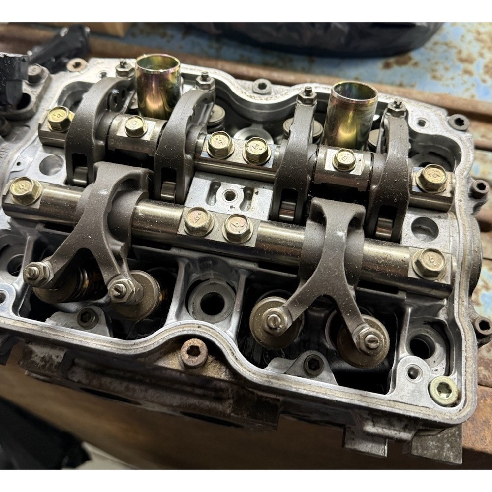 Toyota 2L 2L-T Turbo Diesel Cylinder Head OEM Complete As-Is